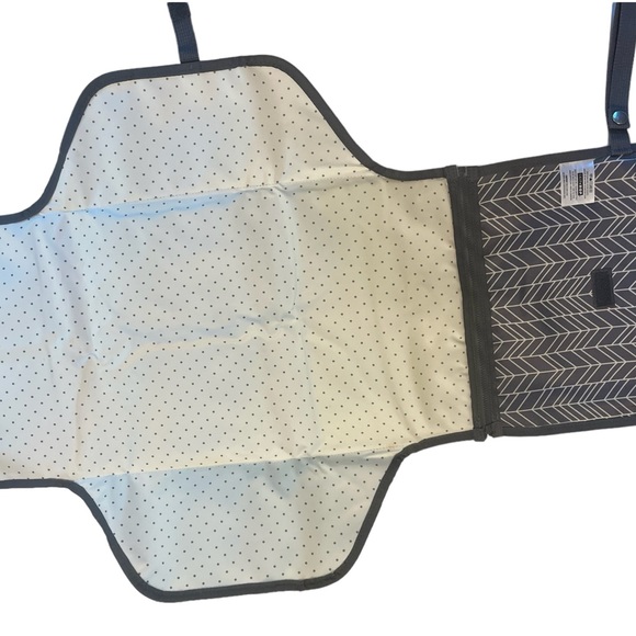 Skip Hop changing station folding multi function Bag Gray - Picture 2 of 2